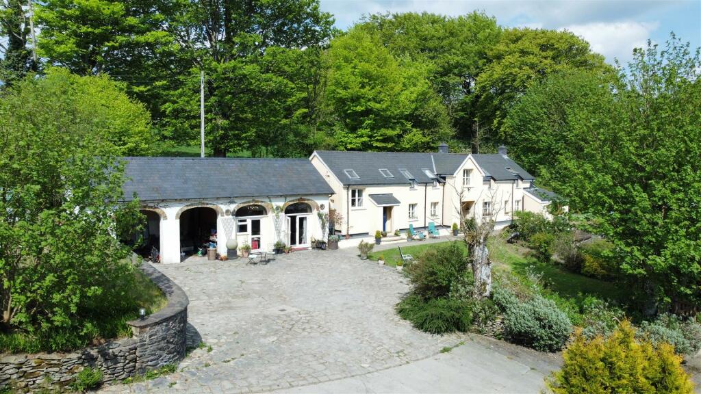 dji_fly_20240510_150528_111_1715349938861_photo_op