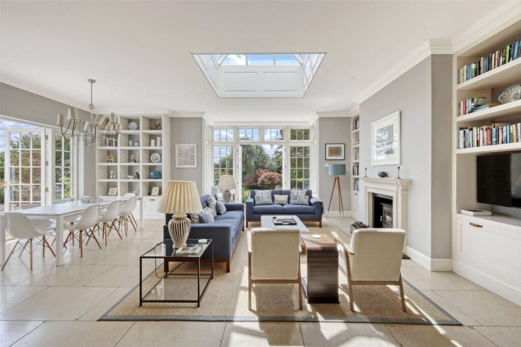 Kitchen/Family Room