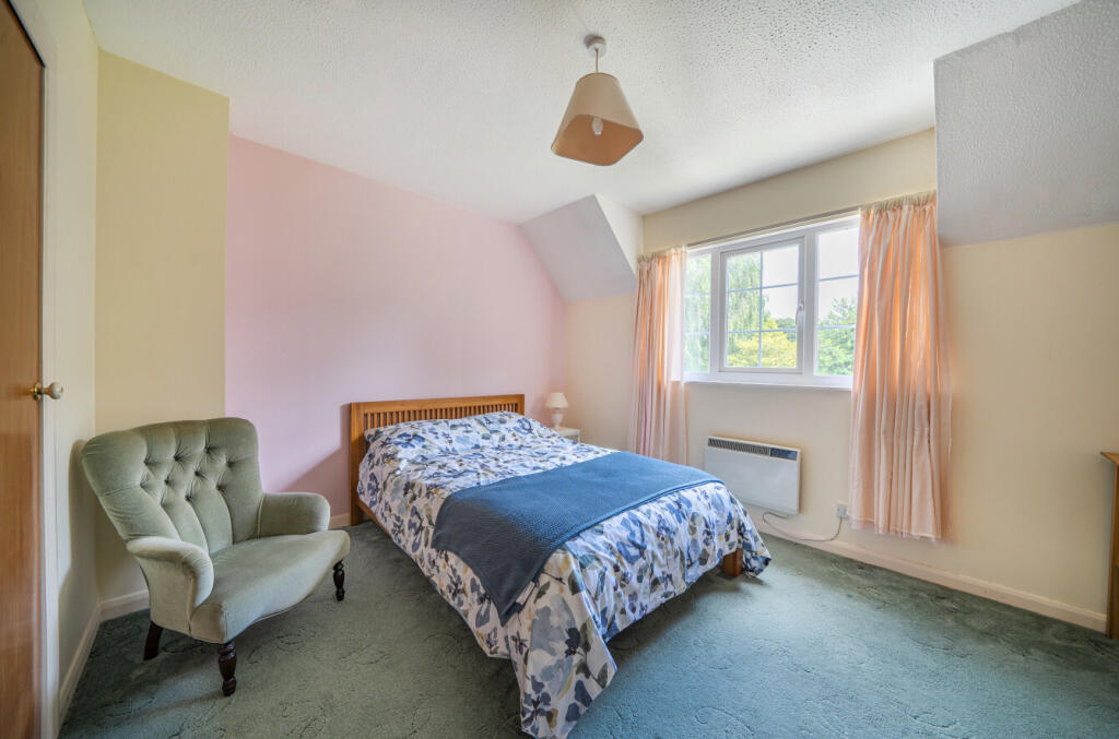 1313924-2-6859a09...