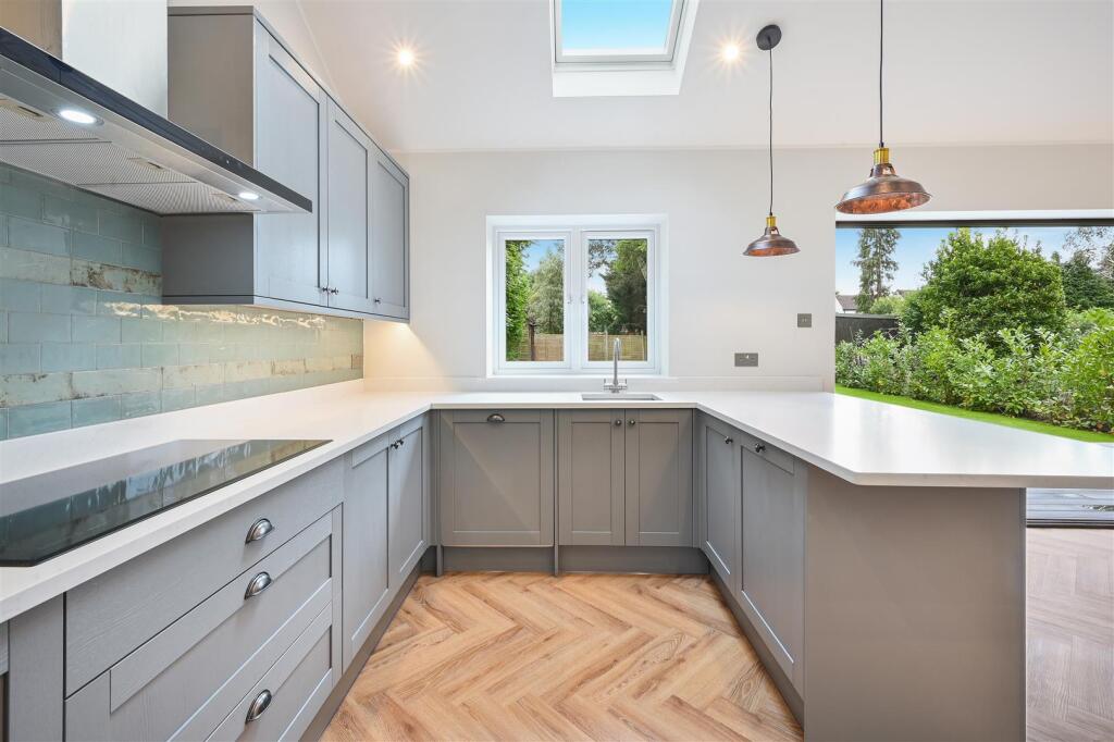 WEST STREET EWELL,  (14).jpg