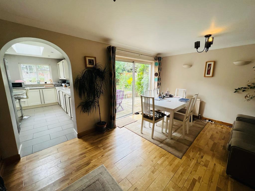 DINING SPACE