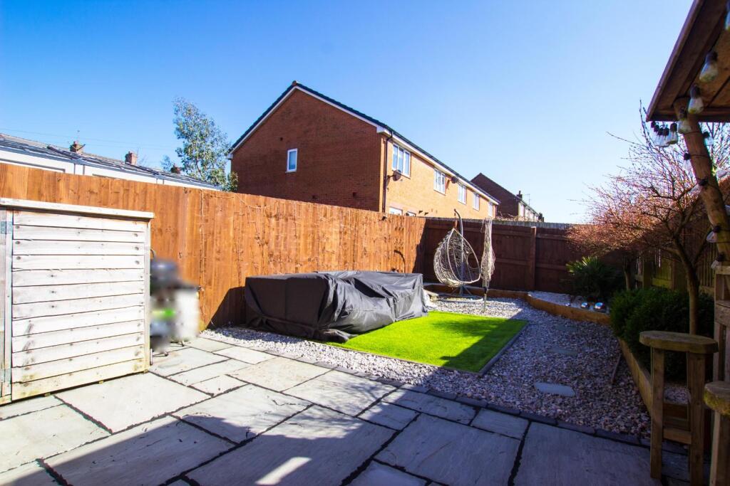 Inveraray Avenue (18).jpg