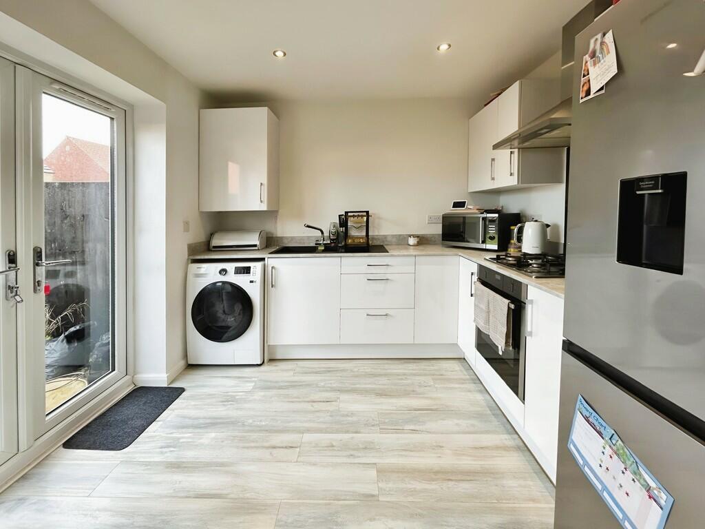 3bee49b9-WhatsApp...