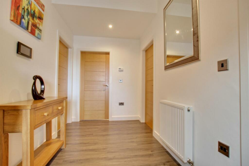PRIVATE ENTRANCE HALL