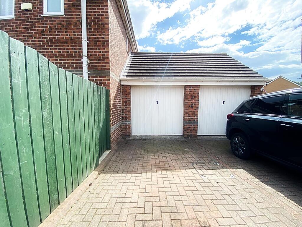 Garage &amp; Parking