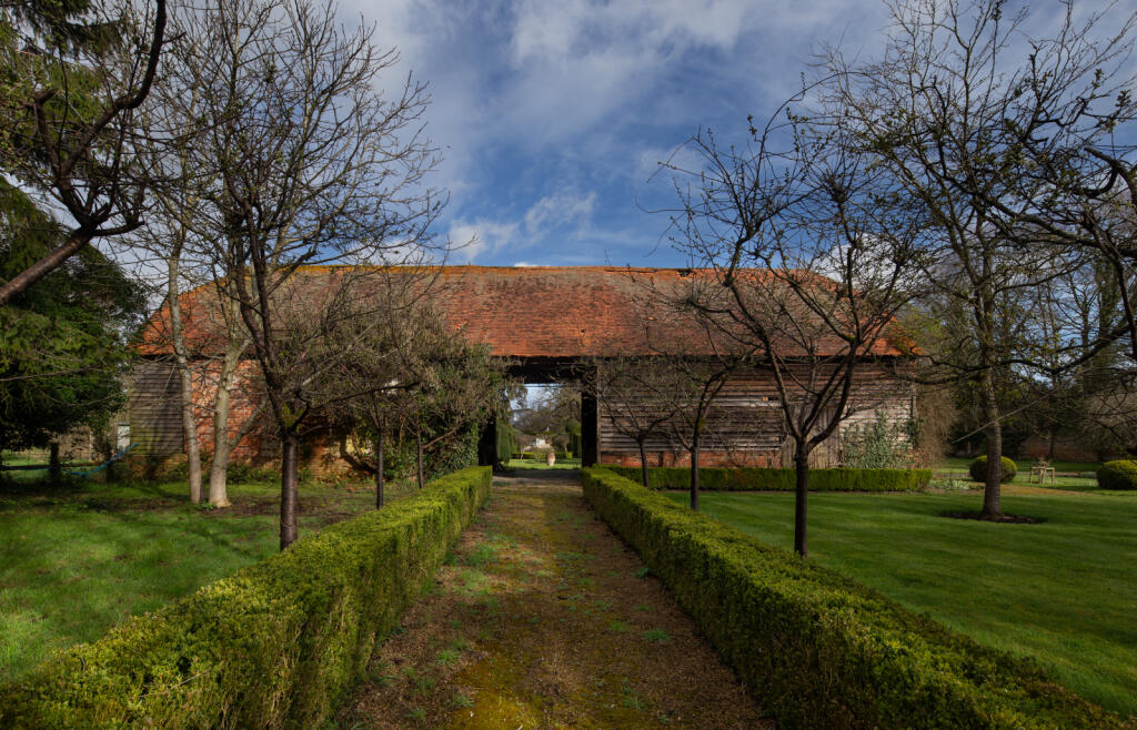 Barn