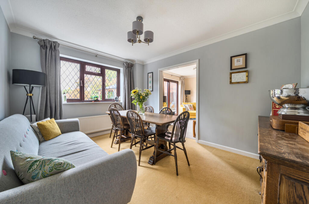 1344706-16-68b6dc...