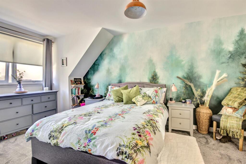 BEDROOM 1 WITH EN-SUITE