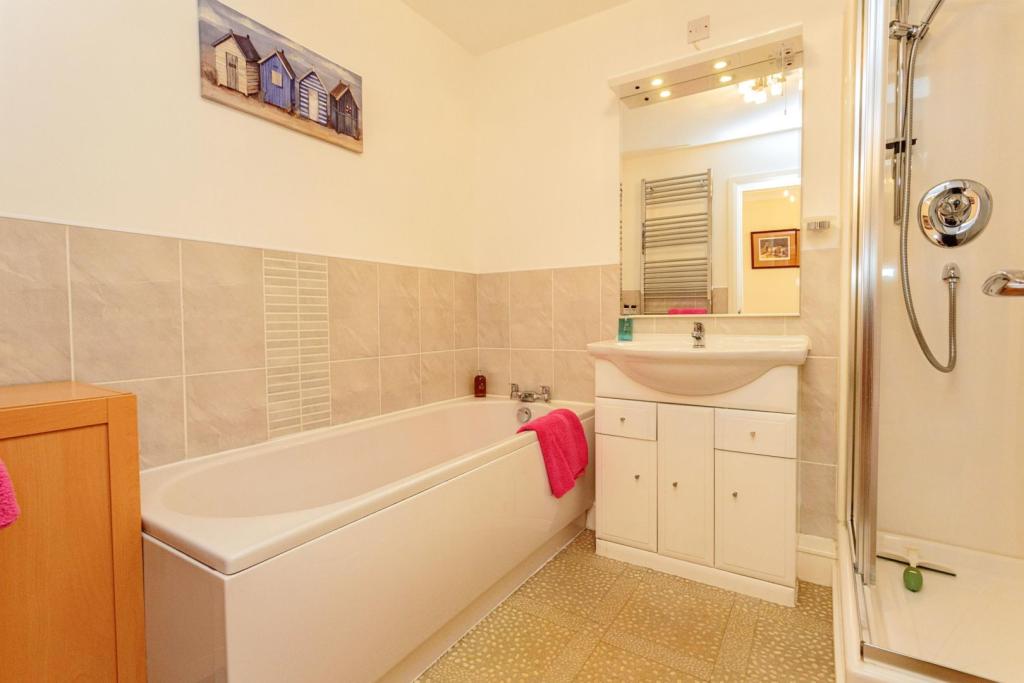 Master En-suite