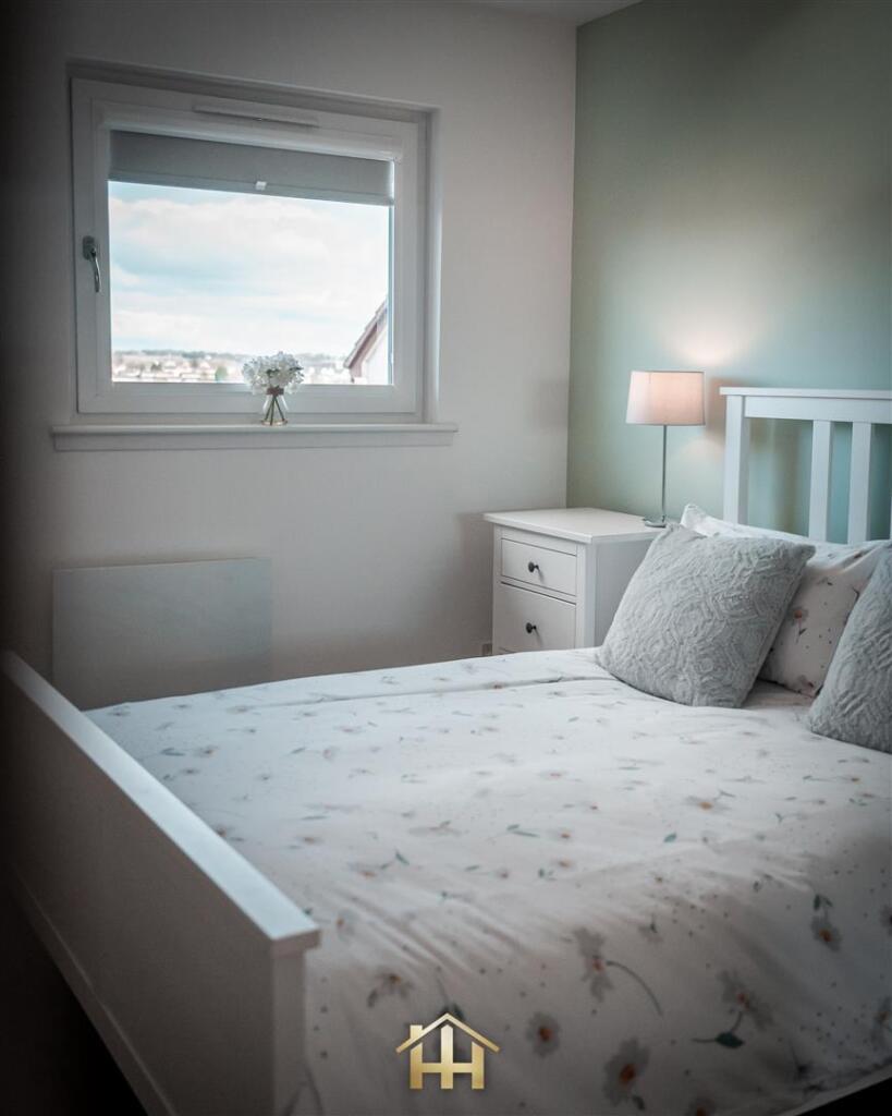 8 KINGENNIE CT 140325 EDIT (6 of 34).jpg