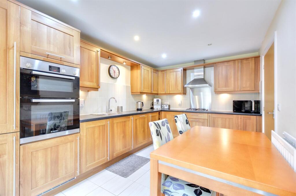 Kitchen Diner_3.jpeg