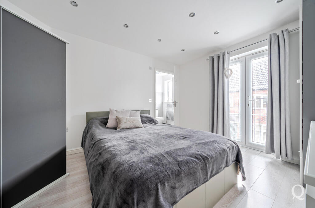 6bb52111-2636-474...