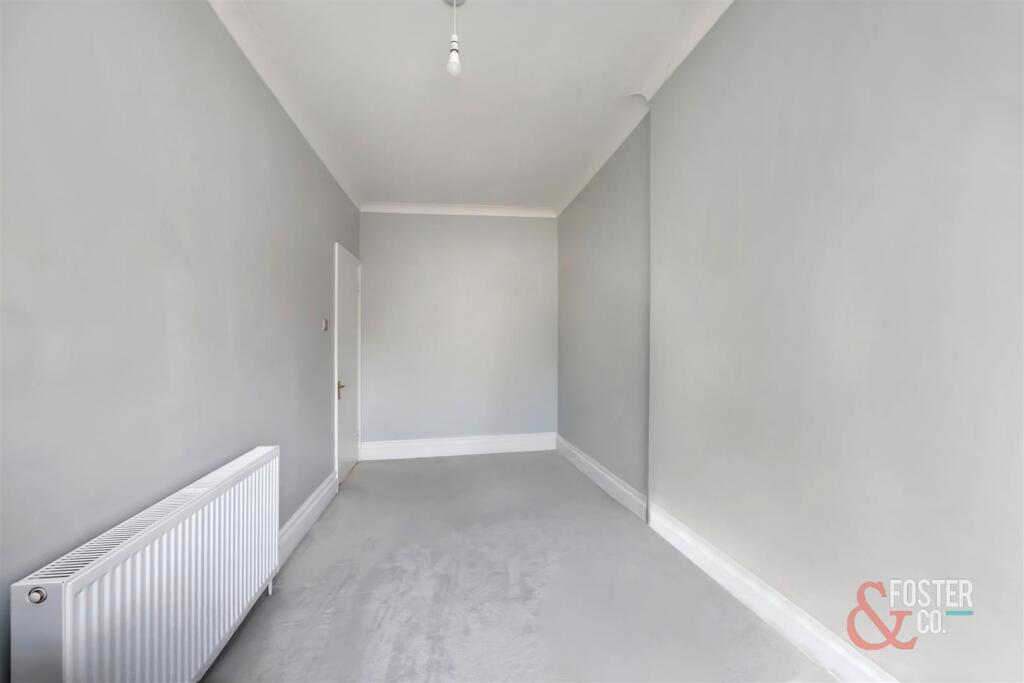 Brunswick Place, 67 Flat 5_003(1).jpg
