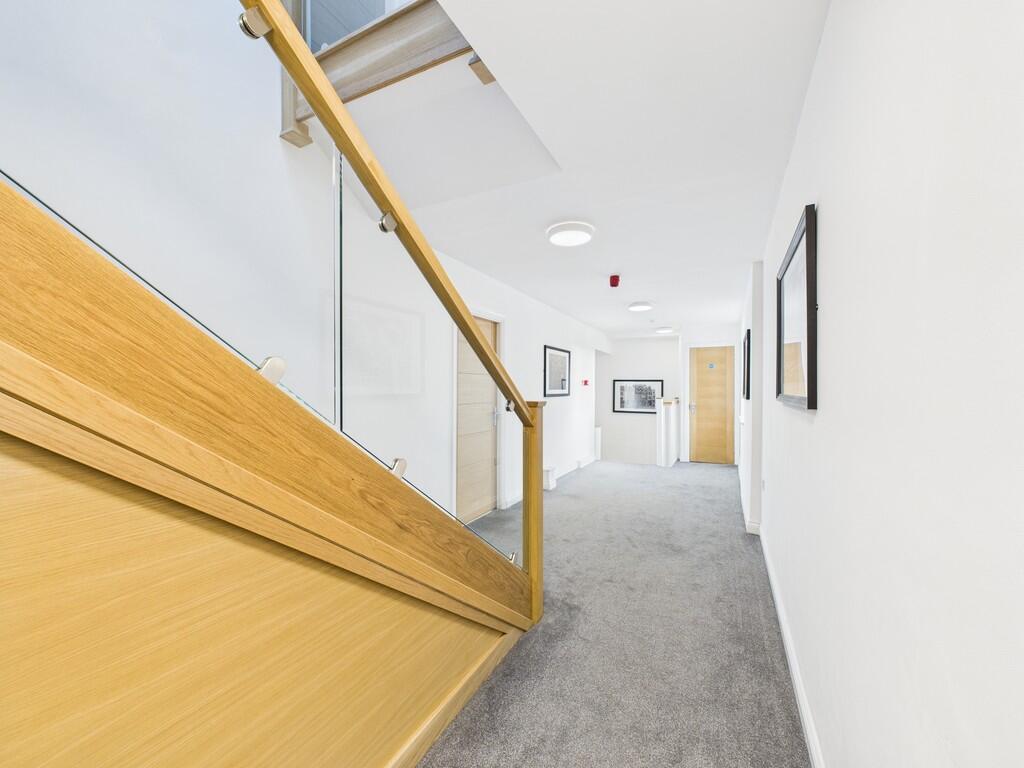 CAM01835G0-PR0349...