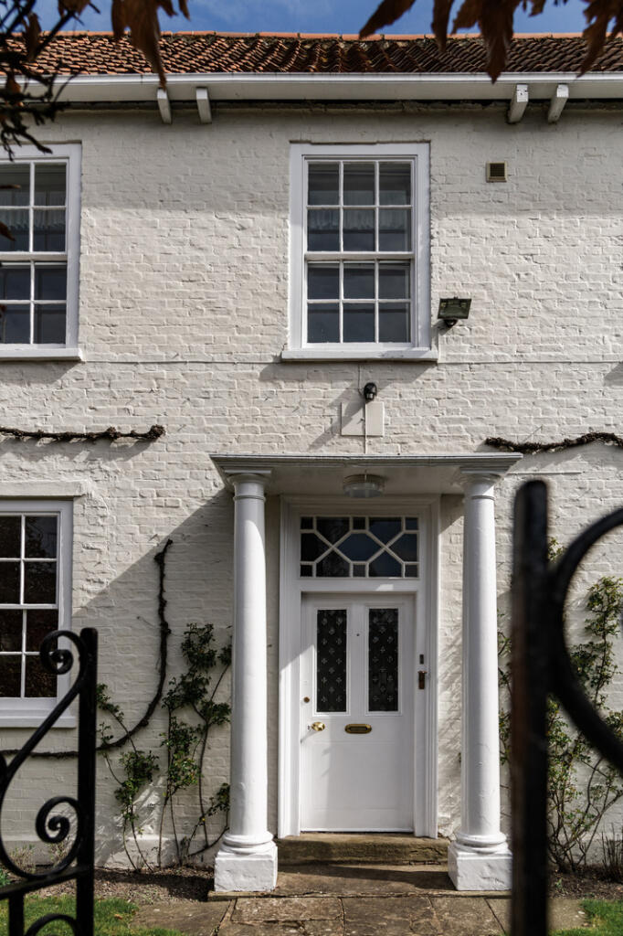 273150 - The Cottage 151a.jpg