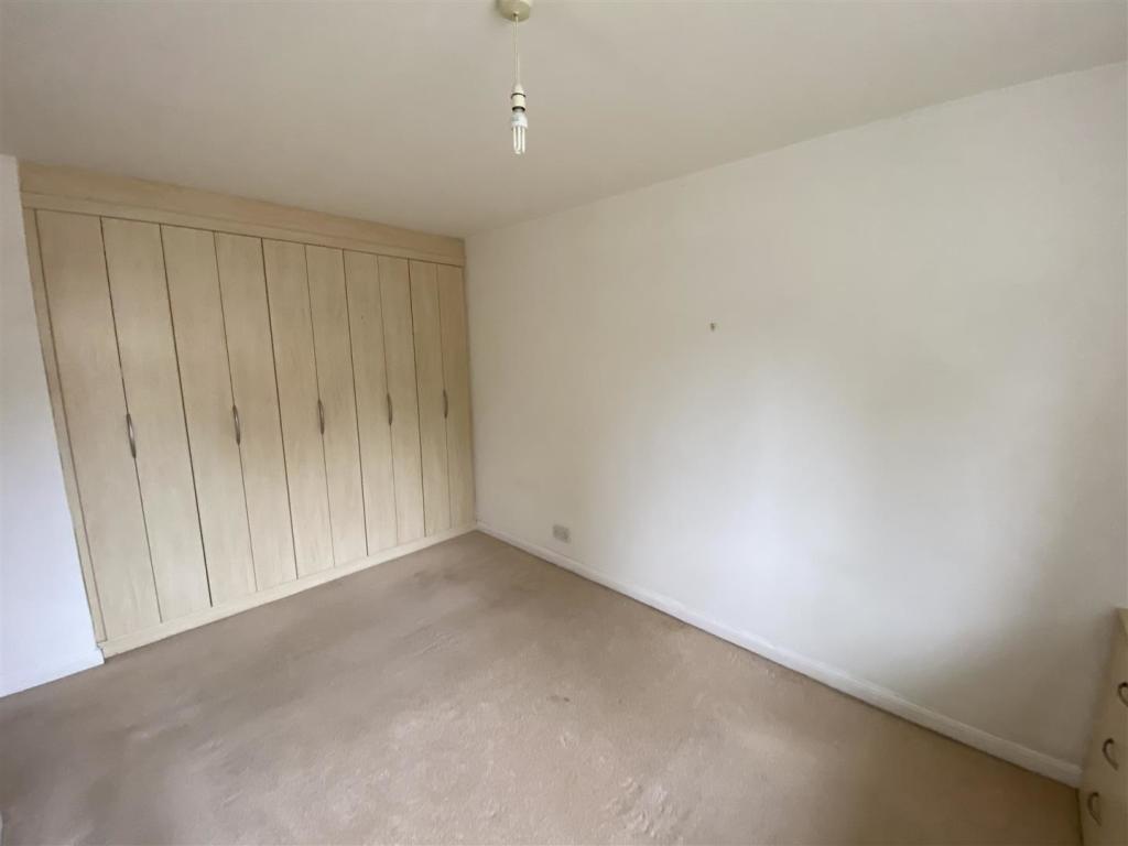 Bedroom 1.jpeg