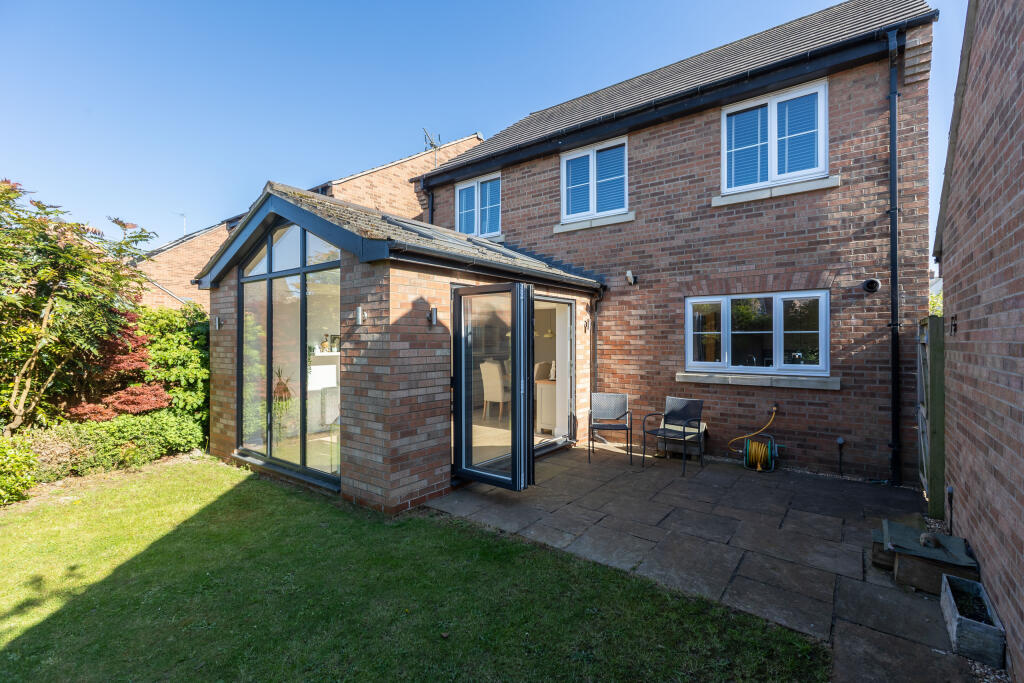 Greengage Close 8 External-6