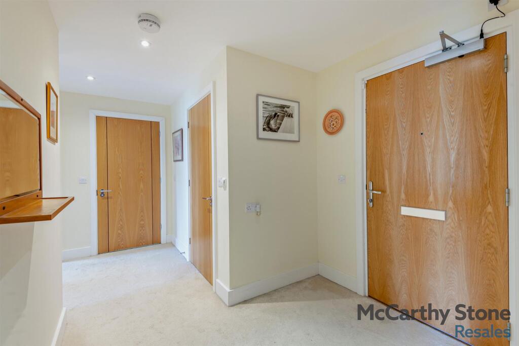 8637434-interior08-800.jpg