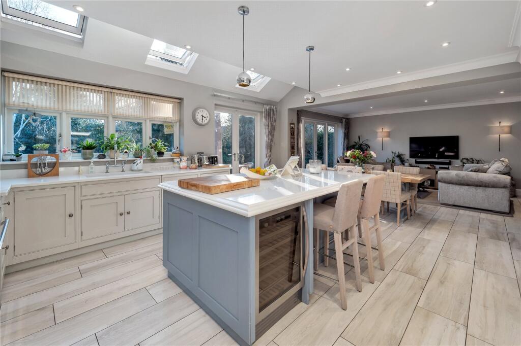 Kitchen/Dining/Livin