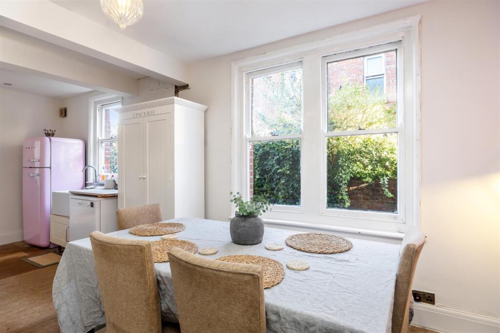 Rowlands Road, 132-026.jpg