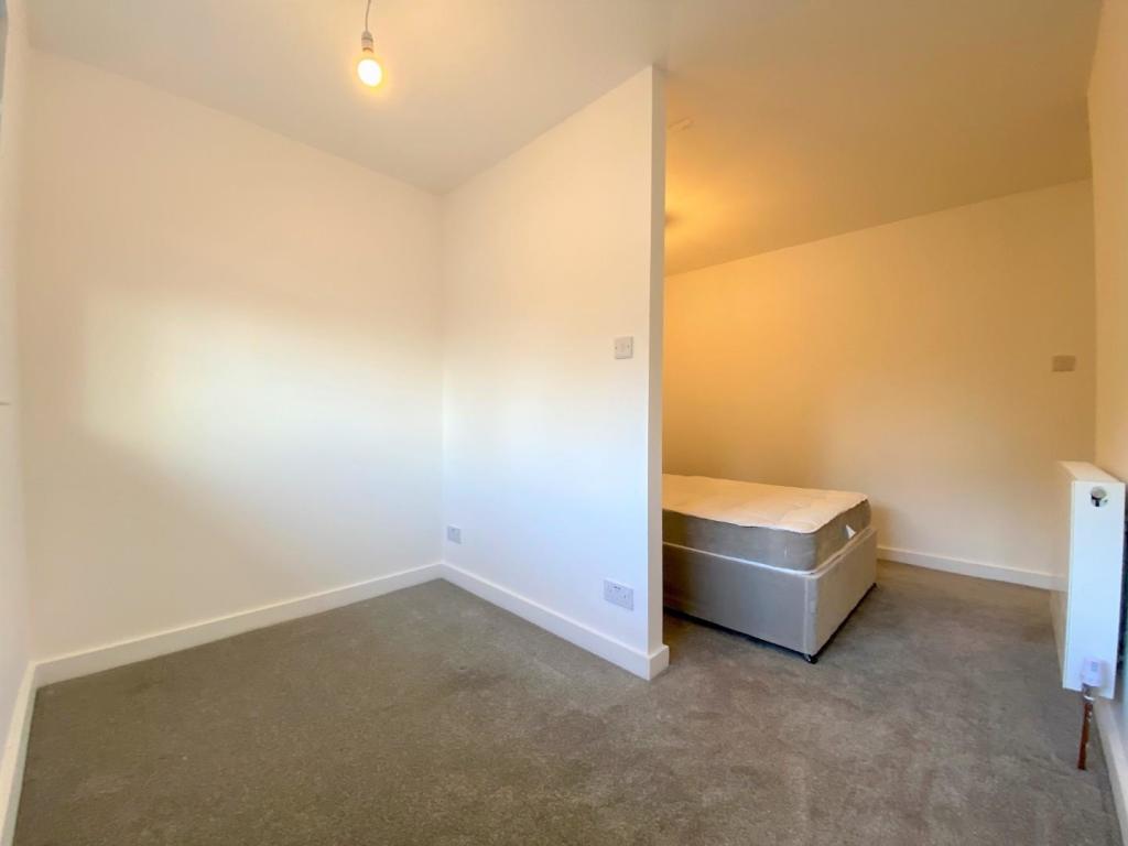 Bedroom 1 Aspect 2