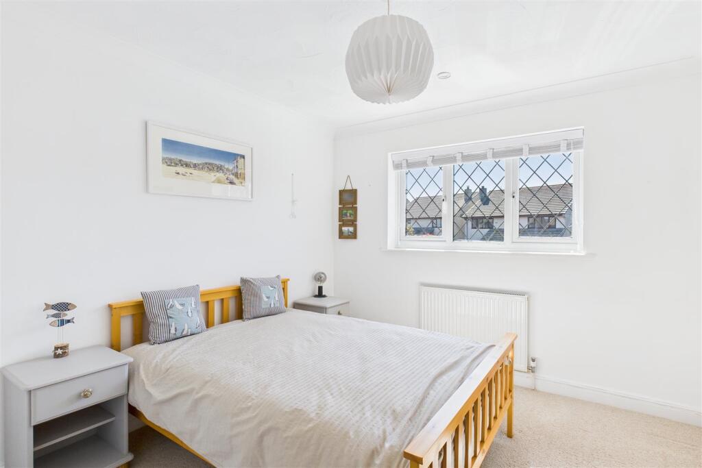 Rear aspect bedroom