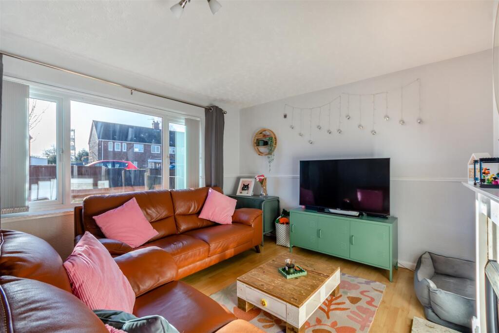 8634568-interior16.jpg