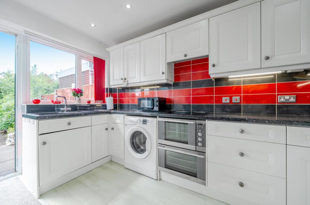 -6863c4ec8e718-l-1317504-13-6862de3395ffb