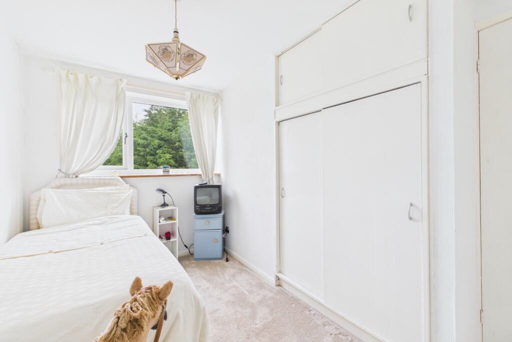 CAM03162G0-PR0318-STILL002