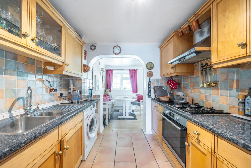 1328761-10-688792...