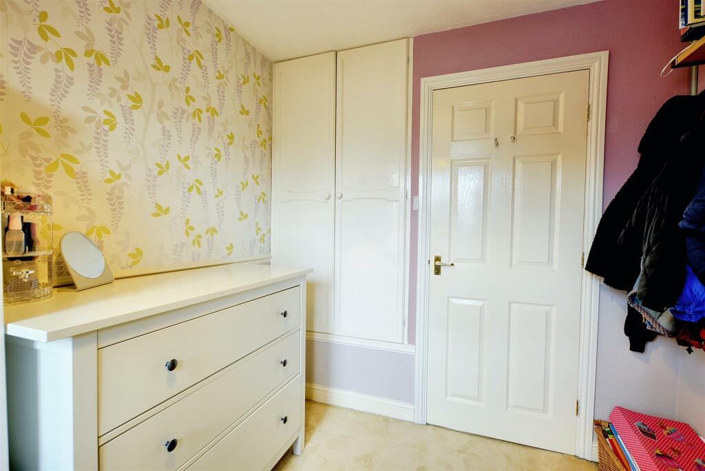 Bedroom 4_2.jpeg