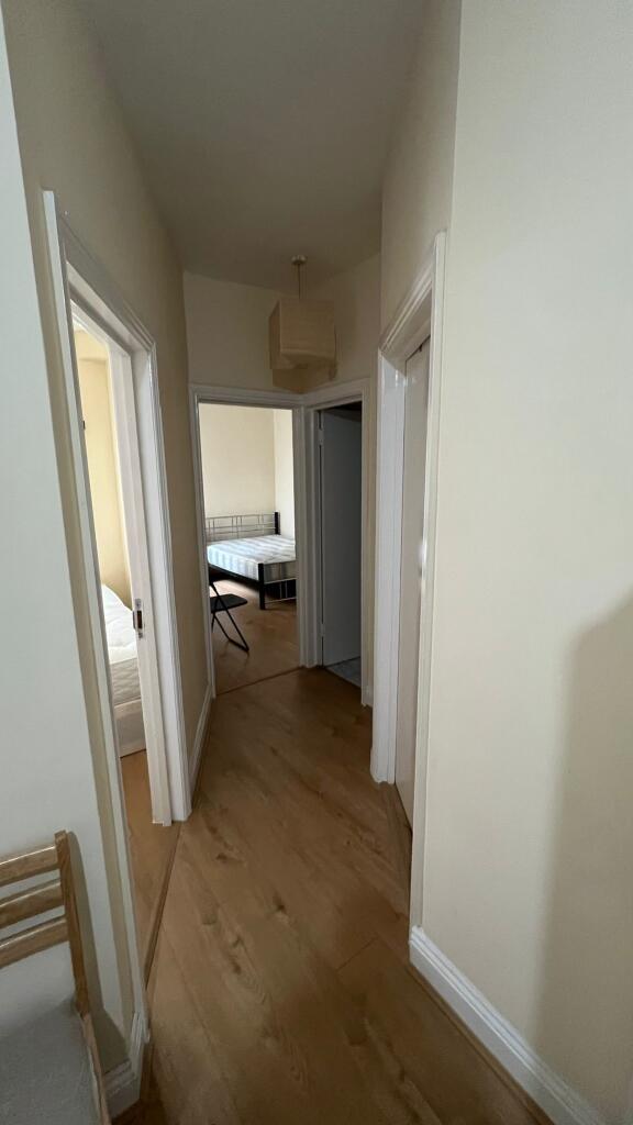 9 Russell Gardens, London, W14