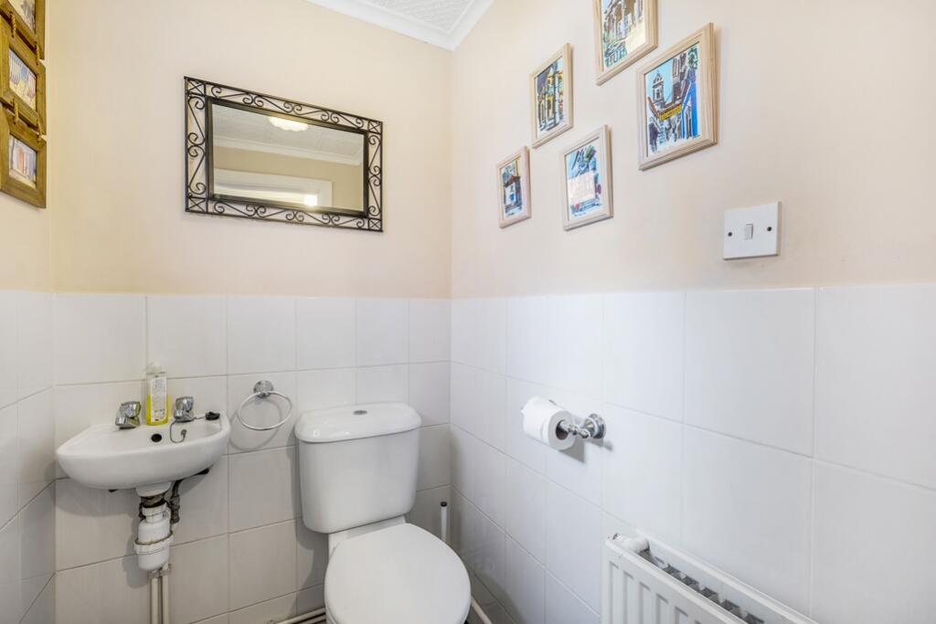 13 Viceroy Drive (Pinchbeck)-29