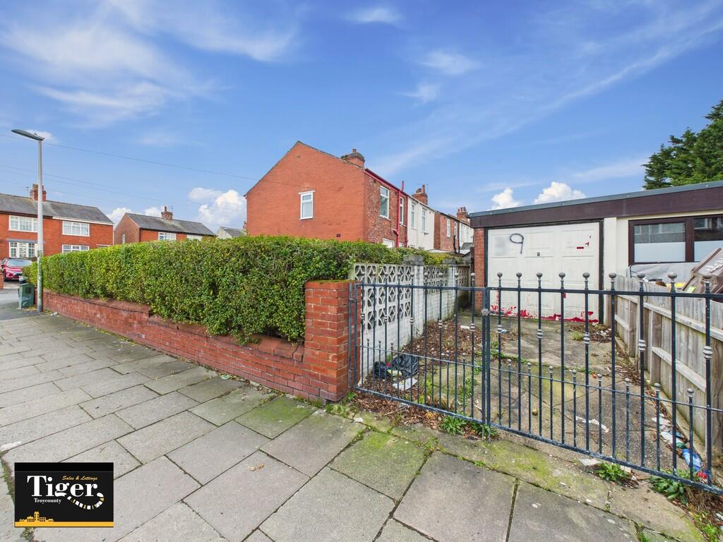 CAM03440G0-PR0495...