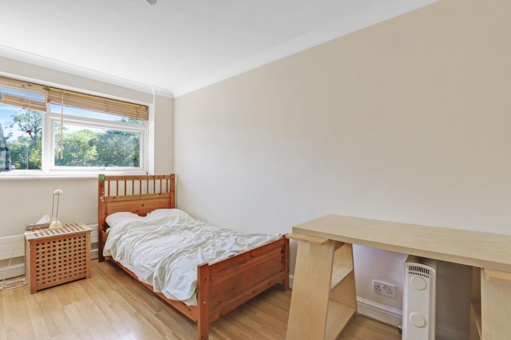 14-e85614-0567JHPropWpen - 6 Hollman Square - 37.j