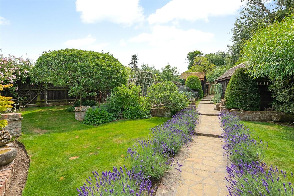 The Bridge Approach, Whitstable