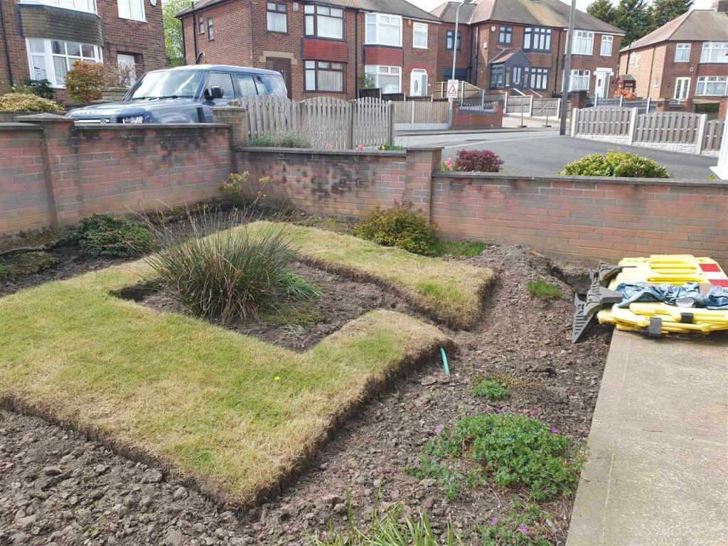 ADDITIONAL OUTSIDE PHOTOS