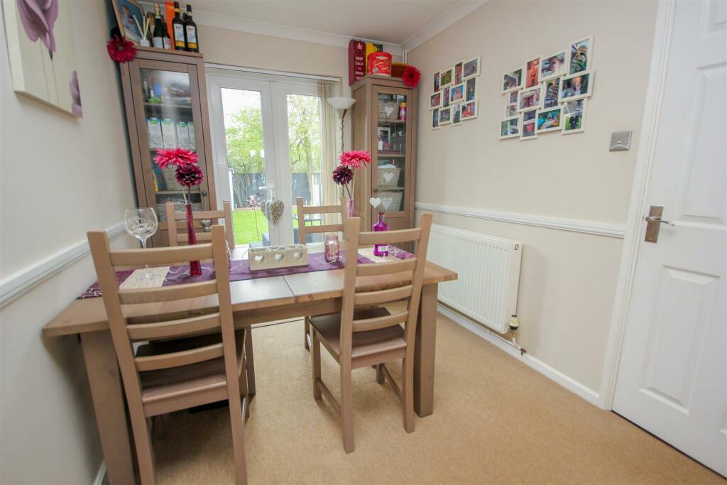 Dining Room.jpg
