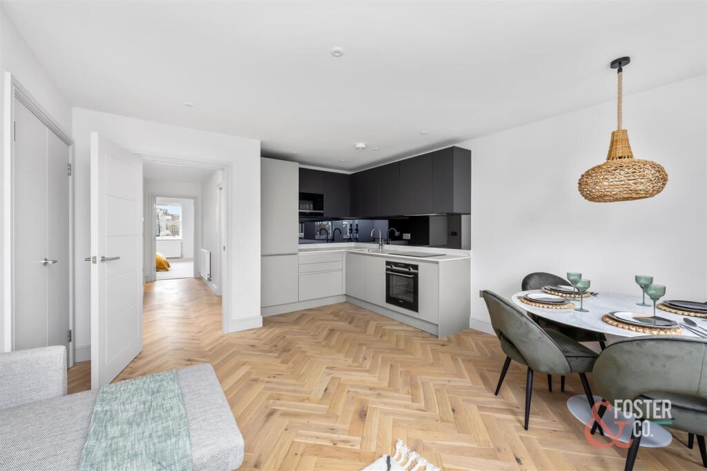 Flat 8_003.jpg