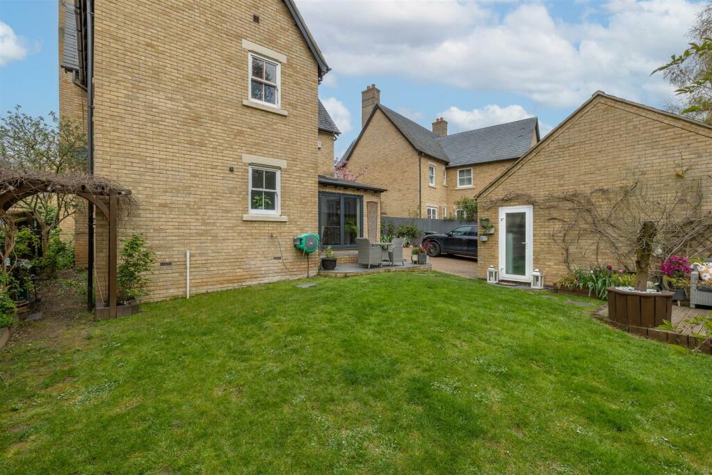17 Fleming Drive-26.jpg