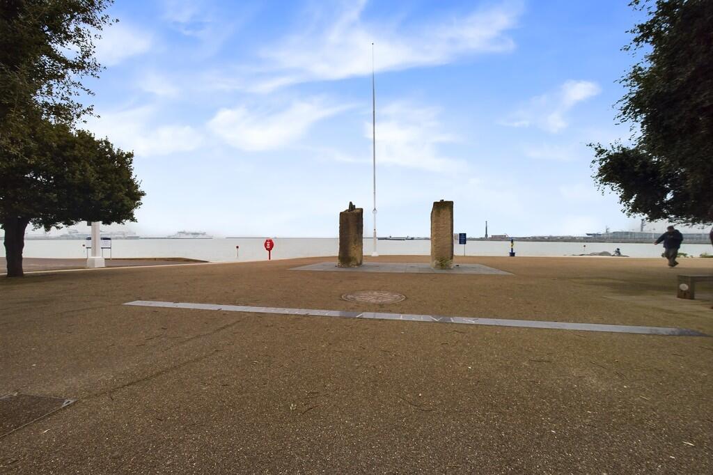 CAM01085G0-PR0521...