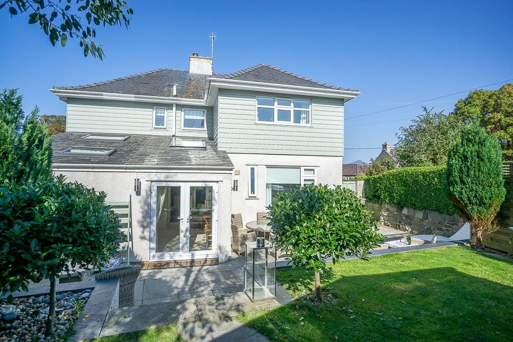 Lon Uchaf, Morfa Nefyn, Pwllheli, LL53