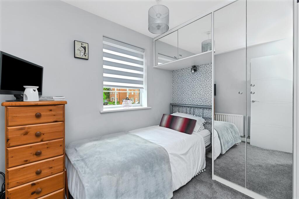 25huntclose-6 copy.jpg