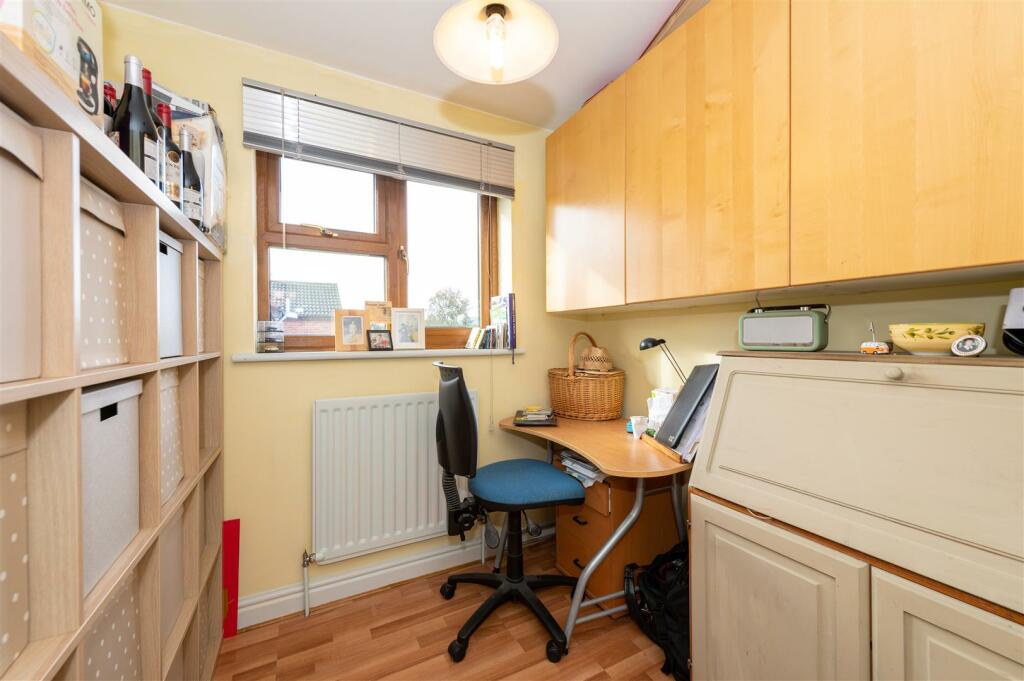 22a Franche Road internal-4.JPG