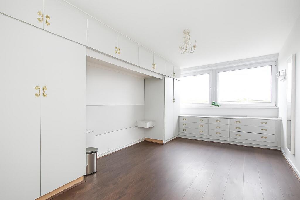 WhatsApp Image 2025-07-25 at 16.57.51 (1).jpeg