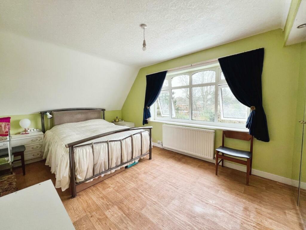 Bed 2.JPG
