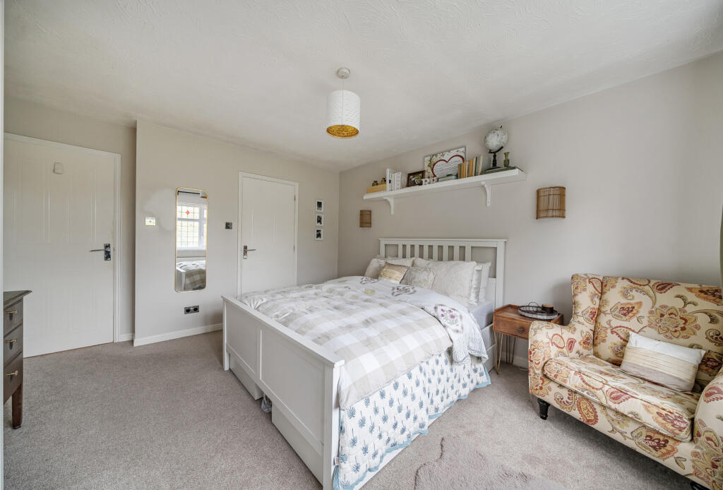 1372365-10-68fa43...