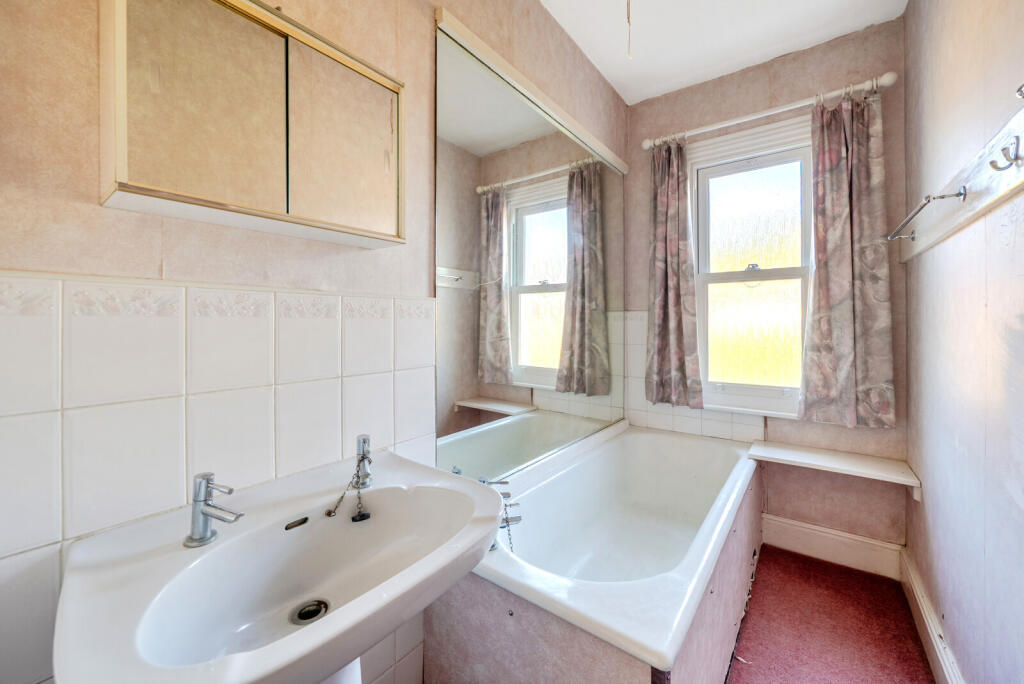 1349785-3-68c2f93...