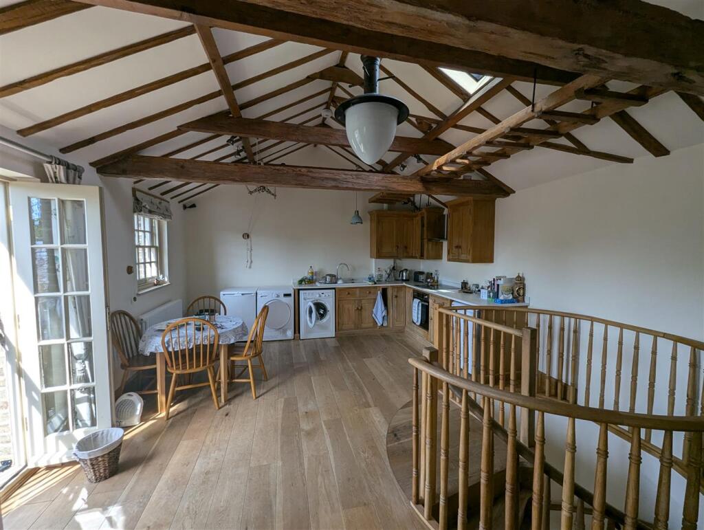 The Old Stables, rear of Silver Street, Ely