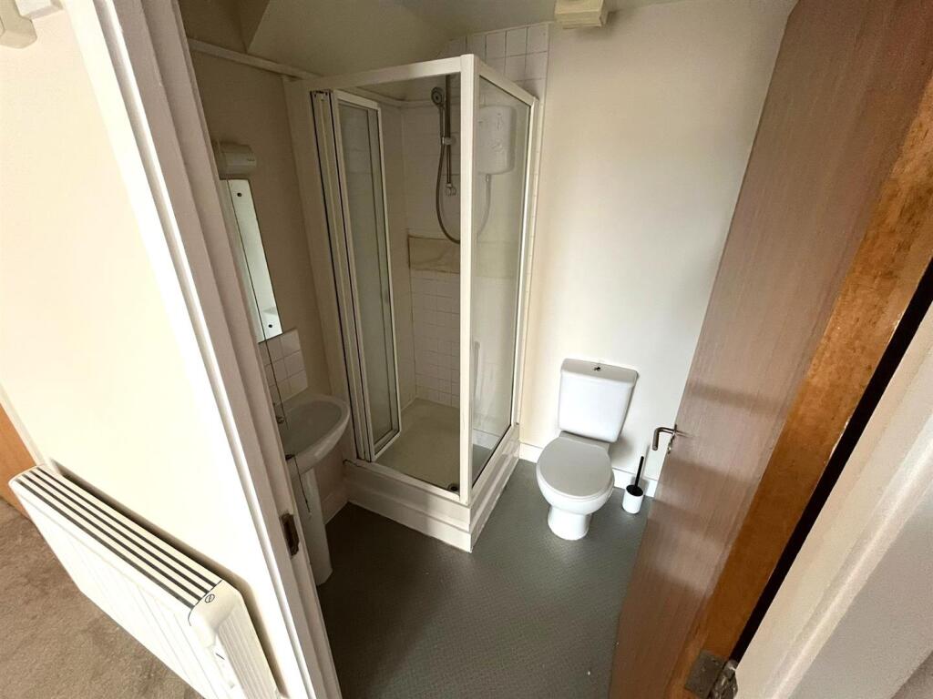 En-suite (2).jpeg